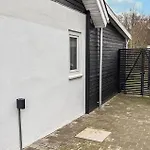 Σπίτι διακοπών 3 Bedroom Cozy In *